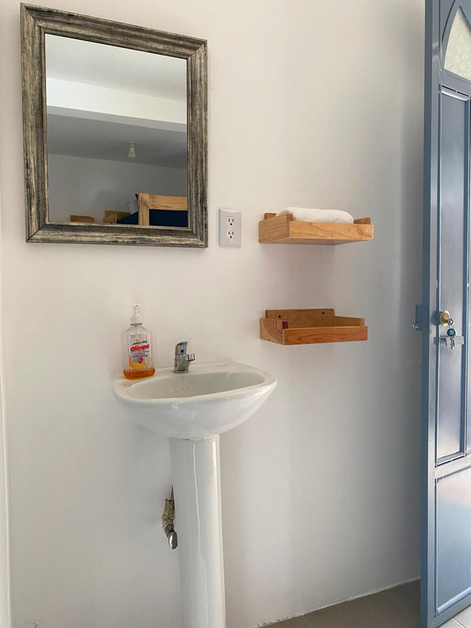 El Chirris Tzanjay Otel San Juan La Laguna Dış mekan fotoğraf